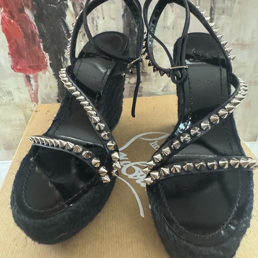 Christian Louboutin black Malfadin Zeppa
Size 38 - Picture 9 of 9
